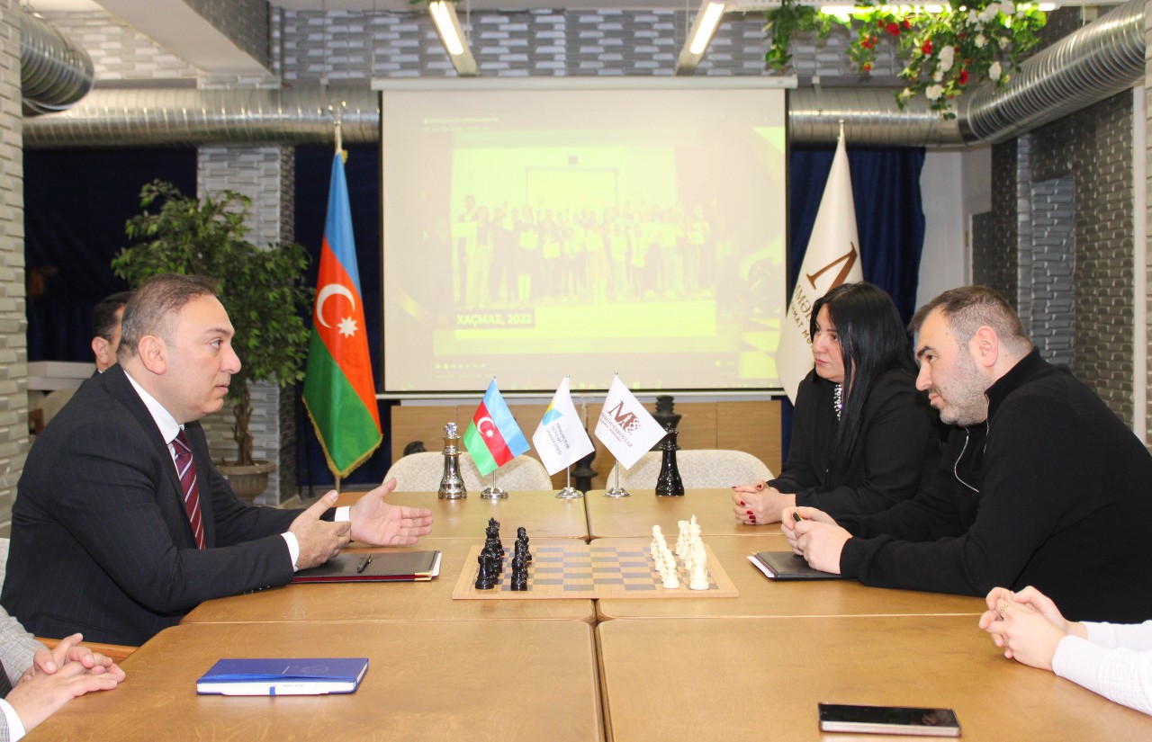 MDU və Məmmədyarovlar süni intellektlə şahmatı birləşdirir - FOTOLAR